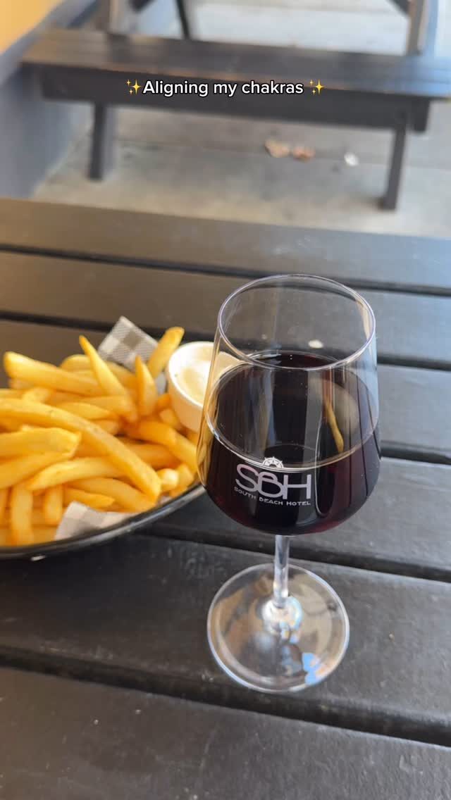 Instagram post from southbeachhotelfreo. This post is in position 3.