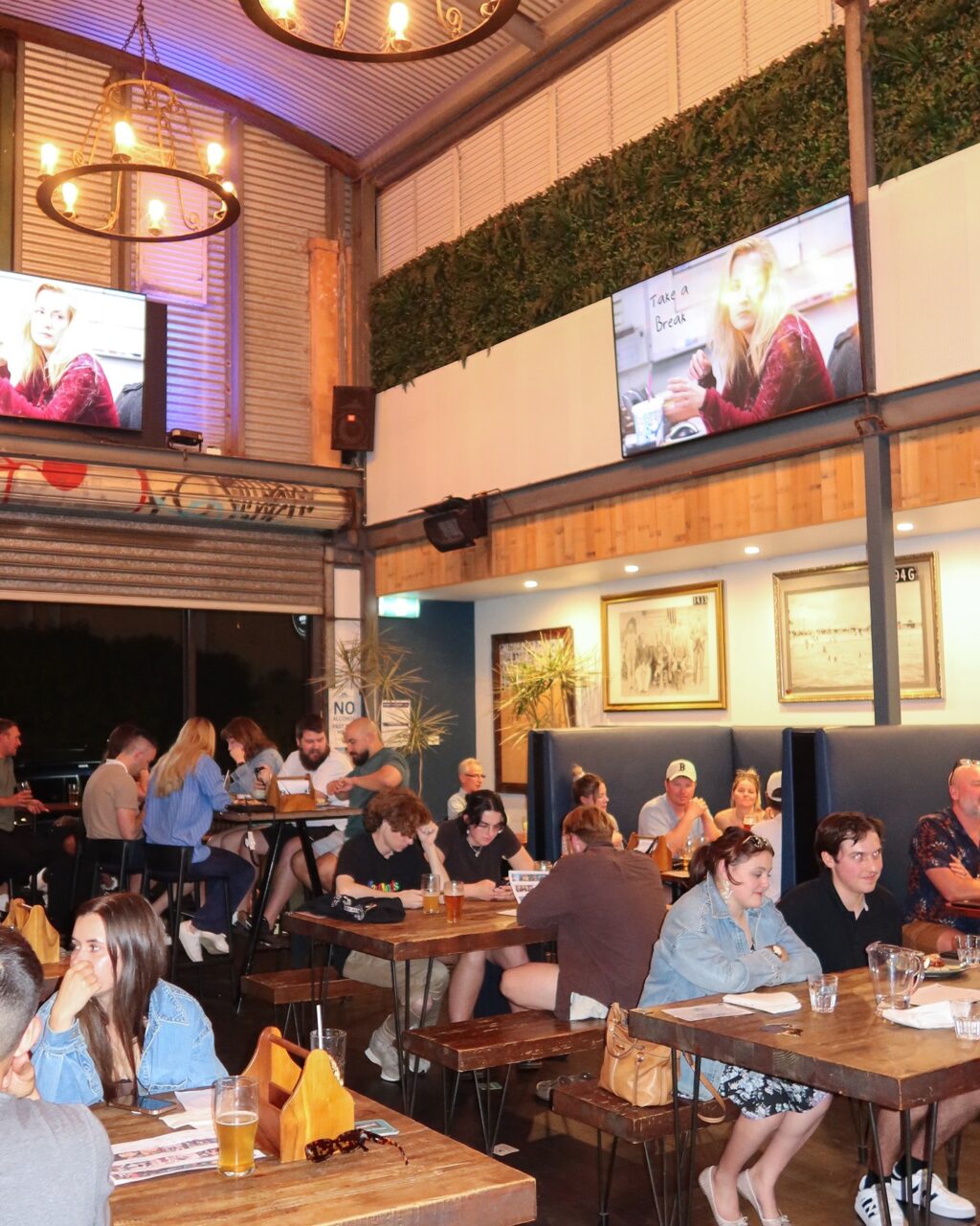 Instagram post from southbeachhotelfreo. This post is in position 0.