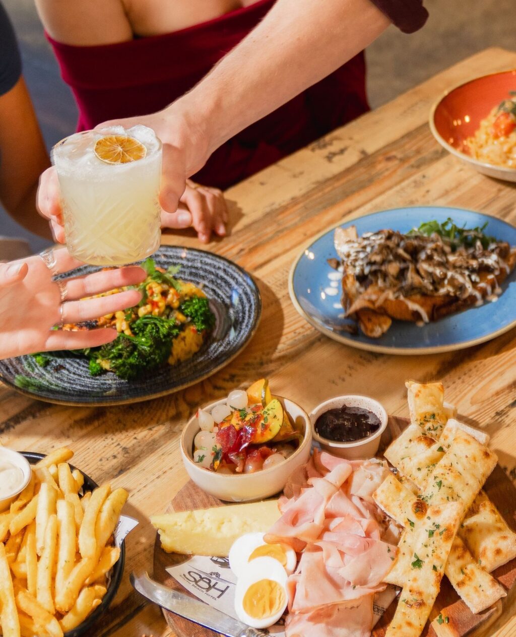 Instagram post from southbeachhotelfreo. This post is in position 1.