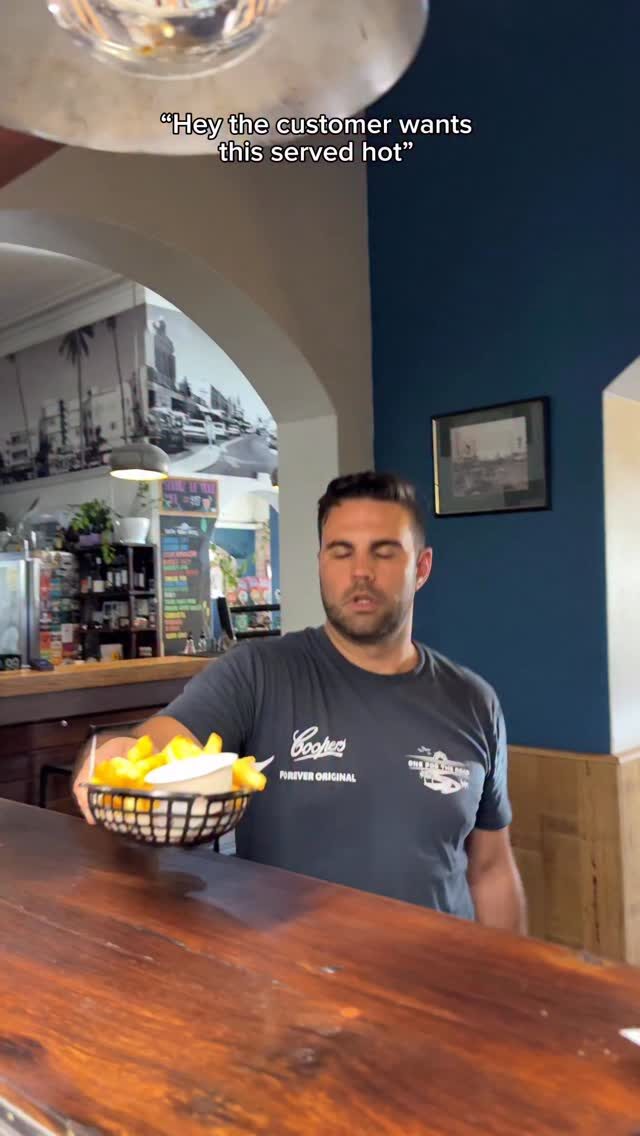 Instagram post from southbeachhotelfreo. This post is in position 0.